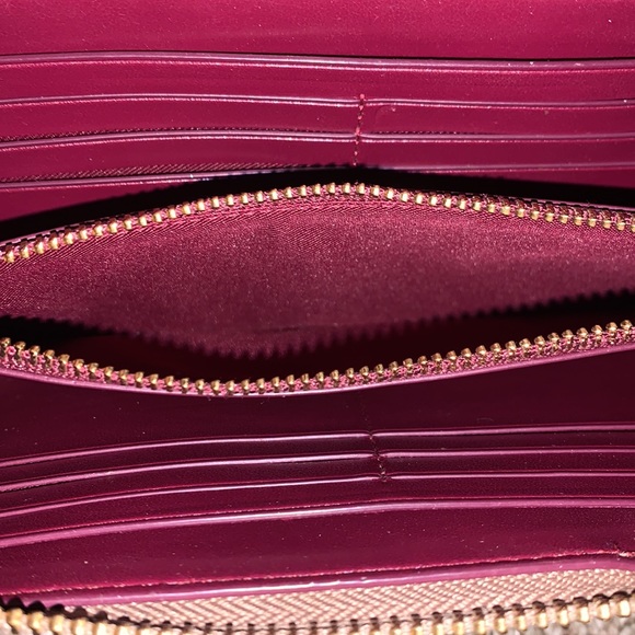 Coach Slim Accordion Zip Wallet In Colorblock Signature Canvas. Tan and pink - Picture 5 of 10